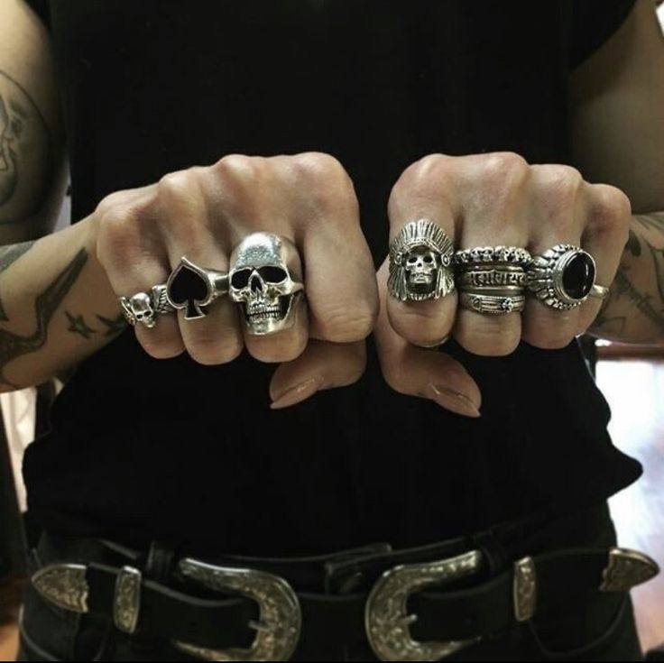 Anillos