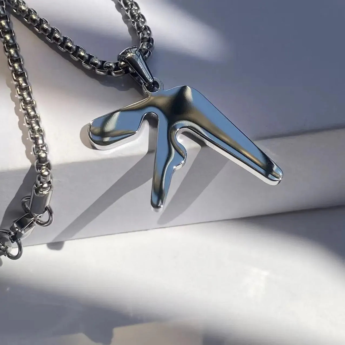 collar aphexx twin